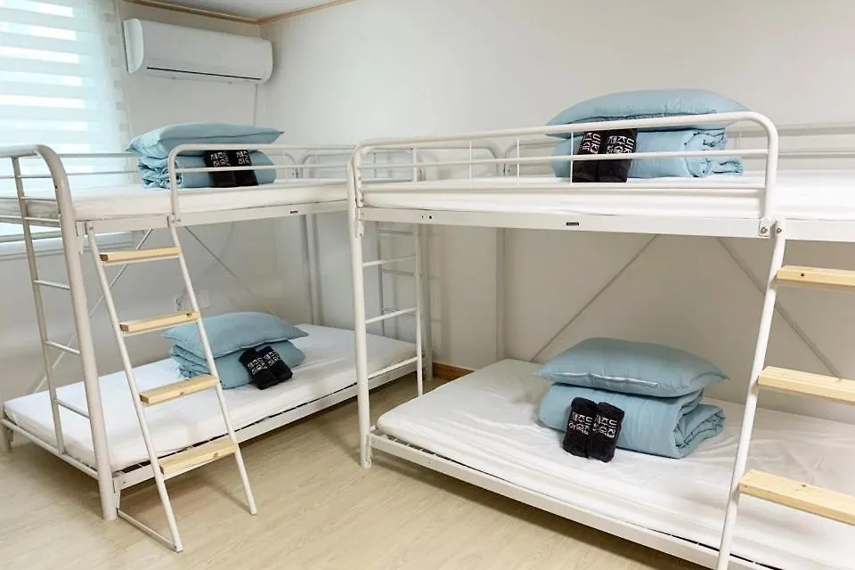 Jeju Guesthouse Oedo-dong